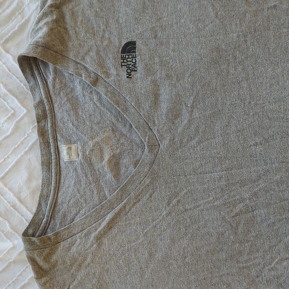 NORTH FACE Tee size M - Picture 1 of 4